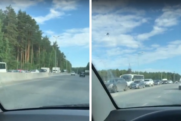 Машины стоят в сторону Перми Машины стоят в сторону Перми