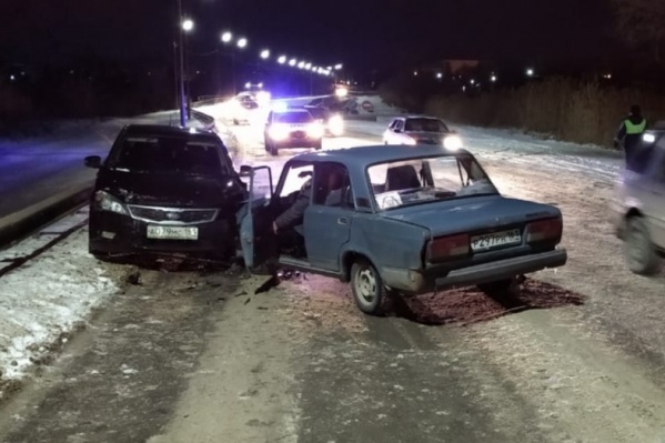 Травмы получили все участники аварии Травмы получили все участники аварии