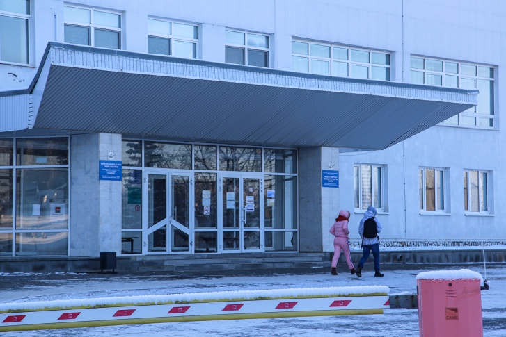 Женщины с ожогами доставлены в больницу Женщины с ожогами доставлены в больницу