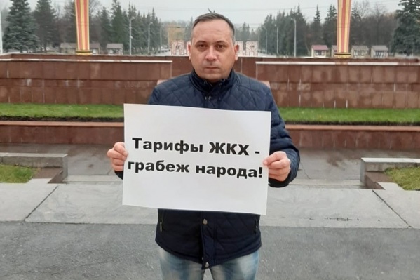 Рахматуллин несколько лет выступает за уменьшение платежей Рахматуллин несколько лет выступает за уменьшение платежей