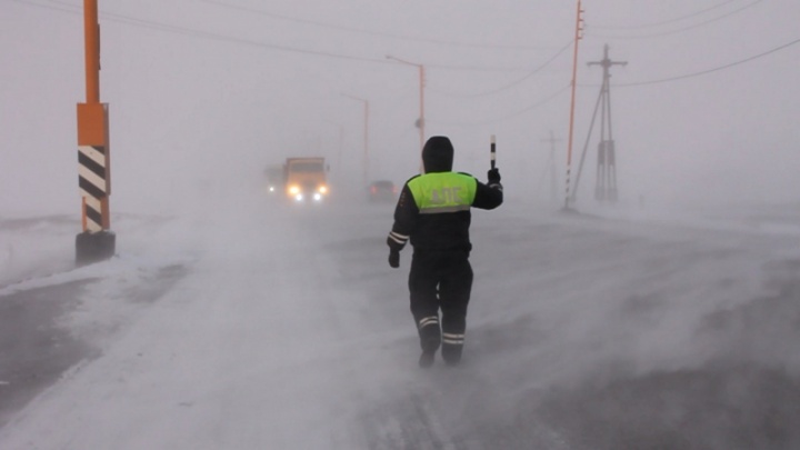 Из-за метелей на юге Красноярского края отменены рейсовые автобусы