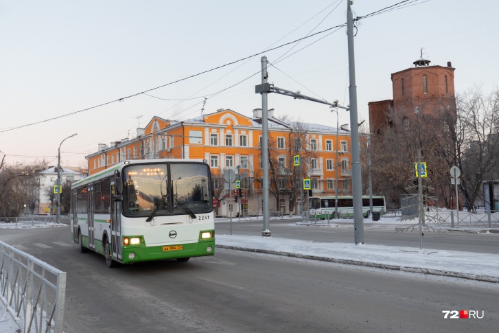 Семь автобусных маршрутов <nobr class="_">с 1 января</nobr> <nobr class="_">2021 года</nobr> перестали ездить Семь автобусных маршрутов <nobr class="_">с 1 января</nobr> <nobr class="_">2021 года</nobr> перестали ездить