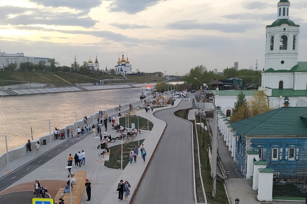 Новая набережная популярна среди горожан. Но так ли она хороша? Новая набережная популярна среди горожан. Но так ли она хороша?