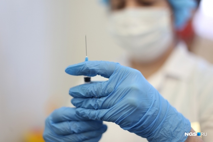 Где в Новосибирске поставить вакцину от коронавируса? Семь карточек с полезными адресами