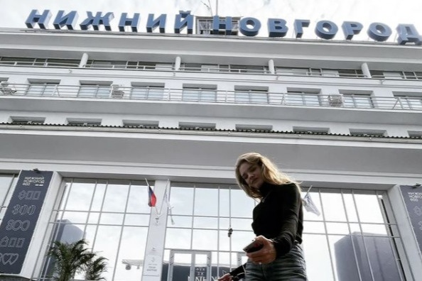 Супермодель Наталья Водянова приехала в родной город Супермодель Наталья Водянова приехала в родной город