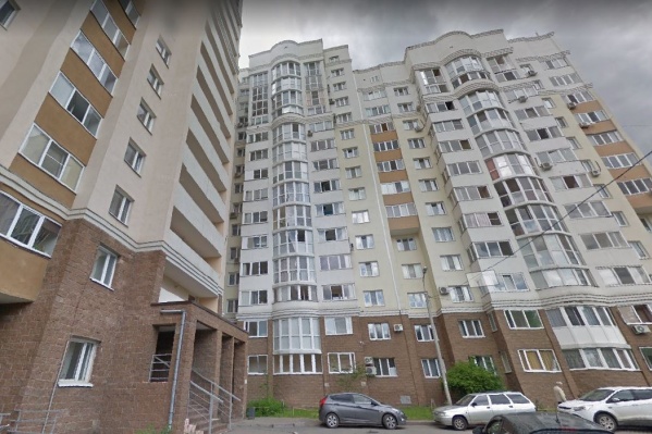Трагедия произошла в жилом доме в центре города Трагедия произошла в жилом доме в центре города
