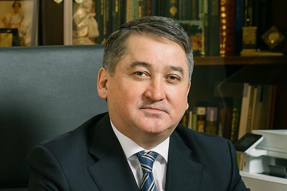 Брат чиновника занимается золотодобычей — этому бизнесу объявил войну Хабиров Брат чиновника занимается золотодобычей — этому бизнесу объявил войну Хабиров