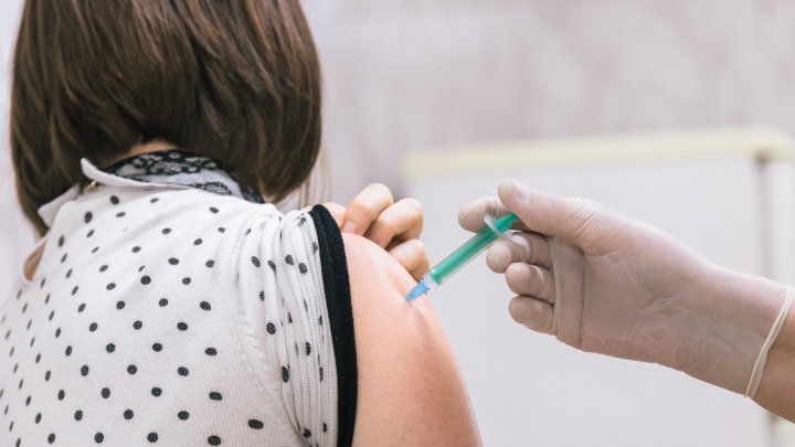 Жители Самарской области потребовали остановить массовую вакцинацию от COVID