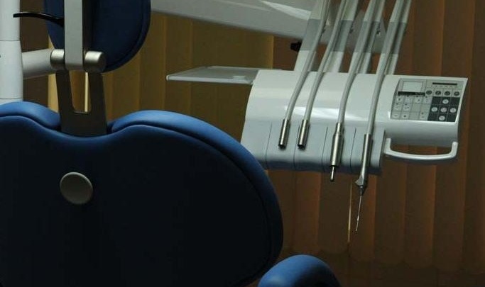 «Да у меня зубы все выпадут!»: челябинке предложили подождать бесплатного приема стоматолога три месяца