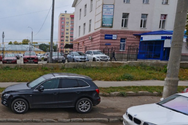 Военные оставили эту территорию несколько лет назад Военные оставили эту территорию несколько лет назад