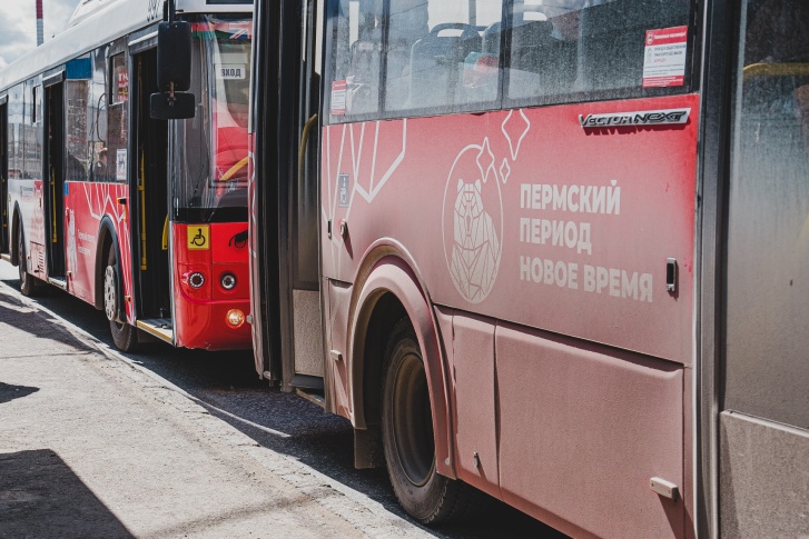 В разных районах и в разное время автобусы поедут в объезд привычных путей следования В разных районах и в разное время автобусы поедут в объезд привычных путей следования