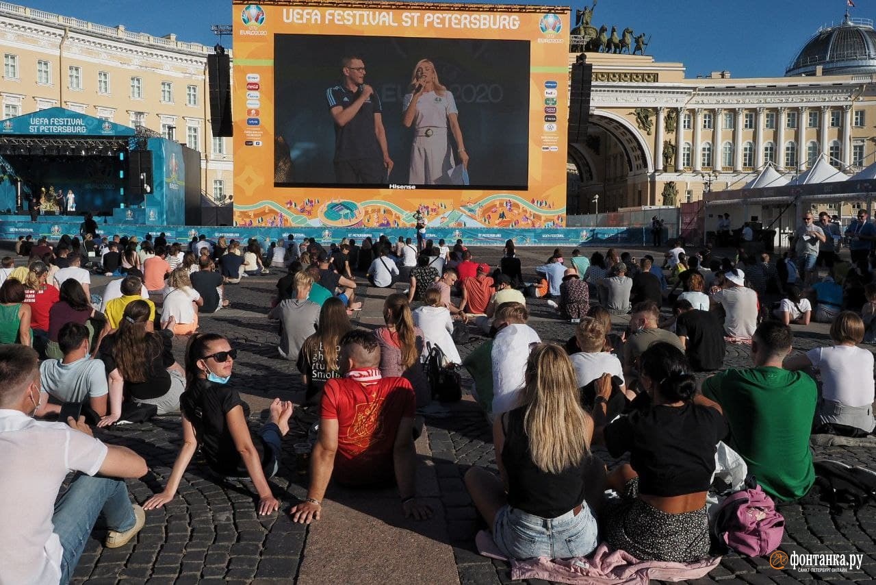 В Эрмитаже возмутились фан-зоной Евро-2020 на Дворцовой площади. «Оберегать культуру от использования её в политических играх»