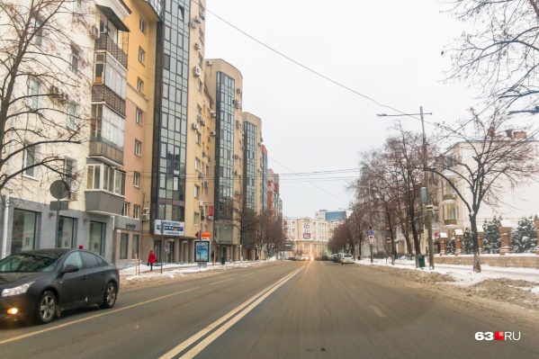 Улица Молодогвардейская тоже стала частью исторического поселения, хотят там много современных построек Улица Молодогвардейская тоже стала частью исторического поселения, хотят там много современных построек