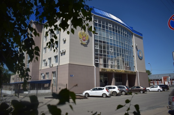 Министр сообщил, что новая лаборатория позволит научным сотрудникам получать хорошую зарплату Министр сообщил, что новая лаборатория позволит научным сотрудникам получать хорошую зарплату