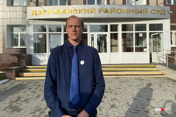Завтра Сергей Ухов вновь отправится в суд — один из вопросов выделили в отдельное производство Завтра Сергей Ухов вновь отправится в суд — один из вопросов выделили в отдельное производство