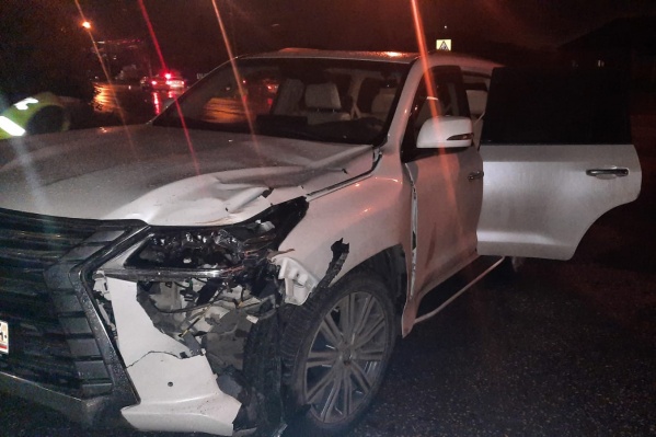 Авария произошла около остановки «Школа» Авария произошла около остановки «Школа»