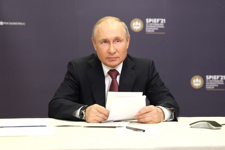 Президент выступил на Петербургском международном экономическом форуме