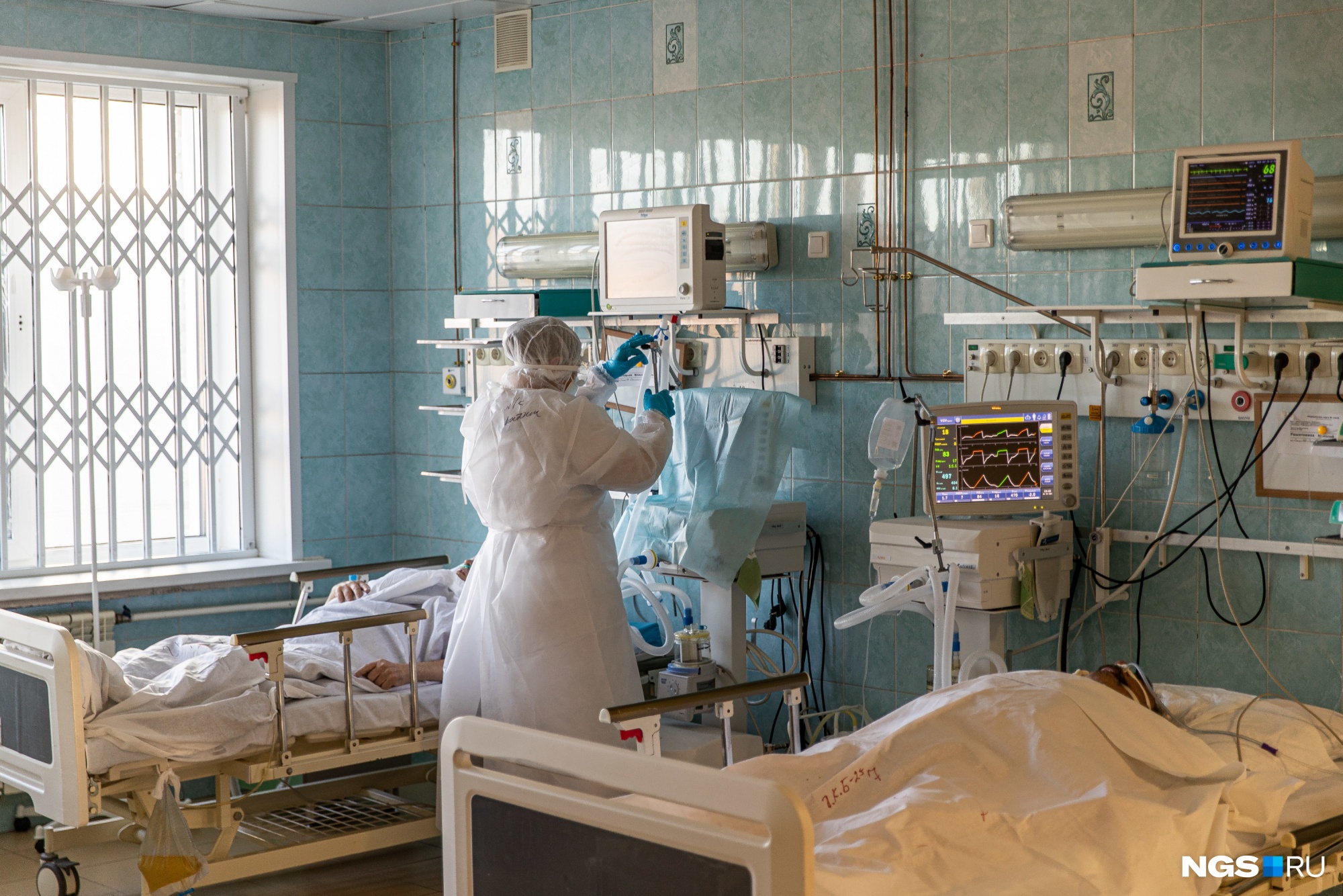 Еще 16 человек умерли за сутки от коронавируса в Новосибирской области