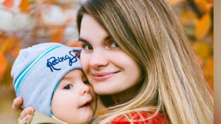 «Пожалуйста, Илюшка, победи болезнь»: волгоградский малыш со страшным диагнозом отметил первый день рождения