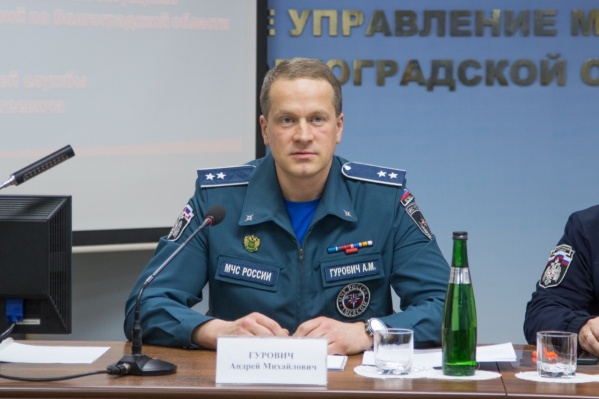 Замминистра МЧС улетел на вертолете с территории военного училища Замминистра МЧС улетел на вертолете с территории военного училища