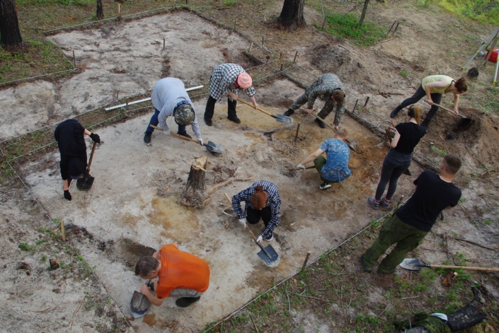 Раскопки на древнем захоронении в Нягани велись летом 2021 года
