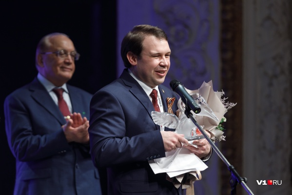 За Михаила Гурова проголосовали даже его конкуренты За Михаила Гурова проголосовали даже его конкуренты 