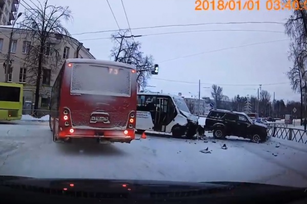 Полиция ещё устанавливает виноватых Полиция ещё устанавливает виноватых 