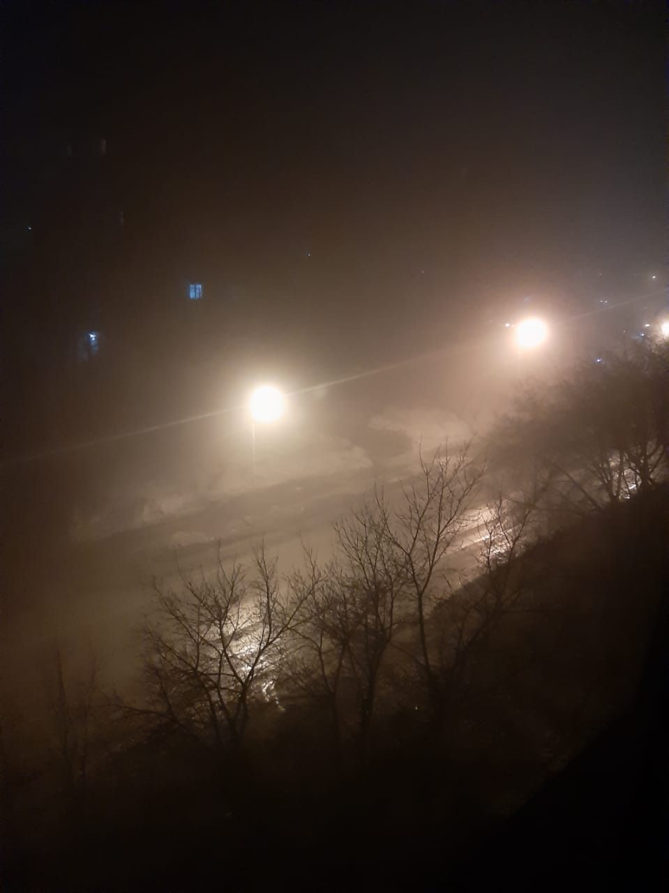 За туманом почти ничего не видно За туманом почти ничего не видно