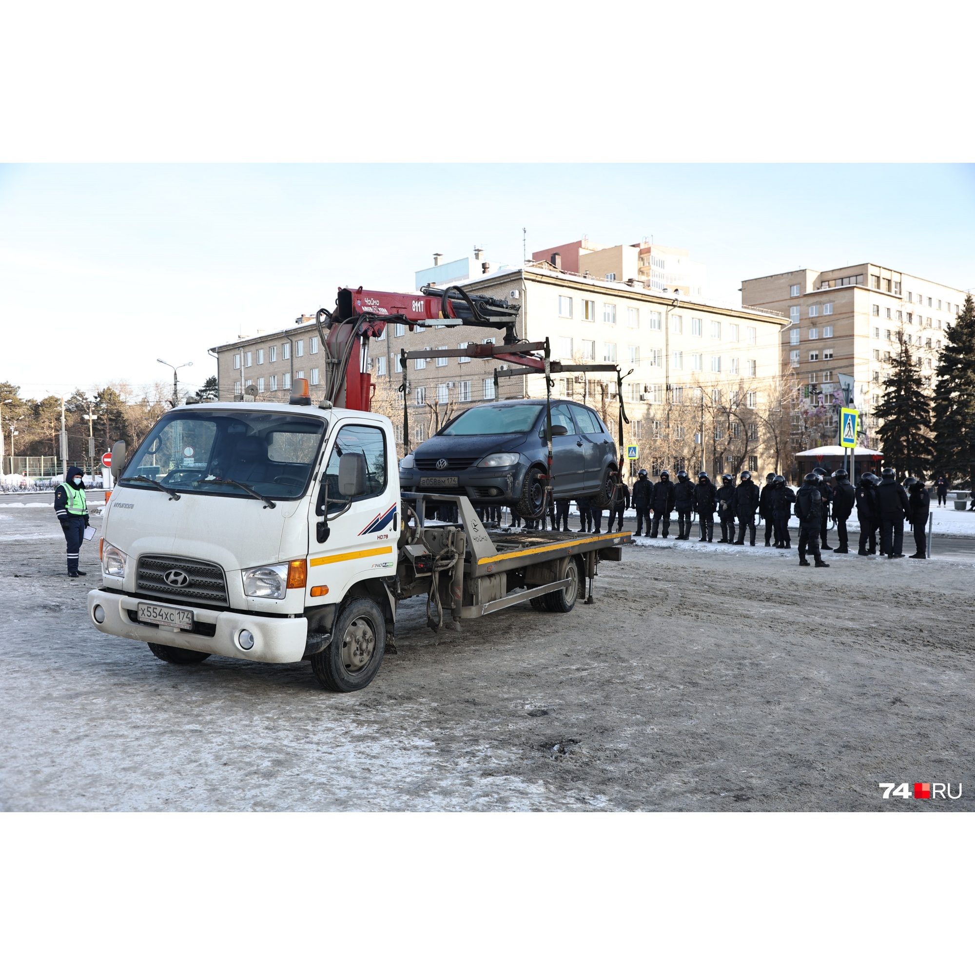 Въезд открыт разве что «Чайкам» — службе эвакуации Въезд открыт разве что «Чайкам» — службе эвакуации