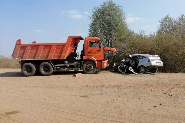 Трех человек увезли в больницу Трех человек увезли в больницу
