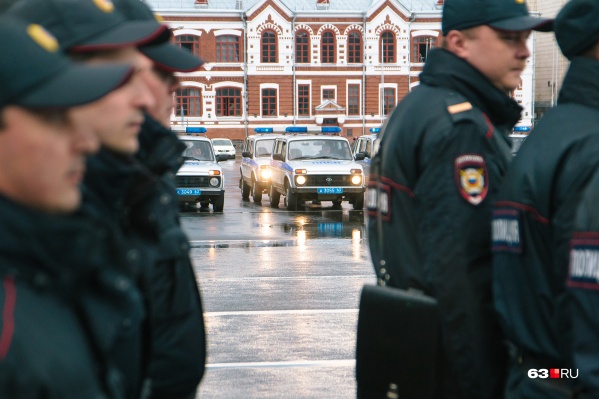 Полицейские выяснили, как жители относятся к их работе Полицейские выяснили, как жители относятся к их работе