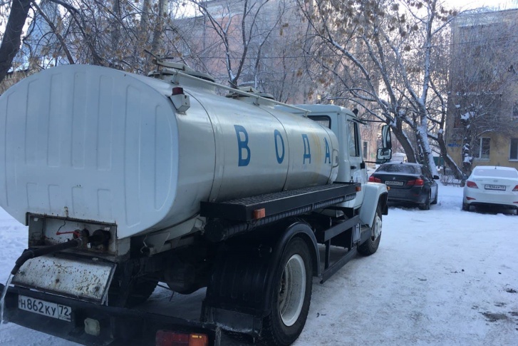 Жители сообщают, что у них два дня нет водоснабжения Жители сообщают, что у них два дня нет водоснабжения