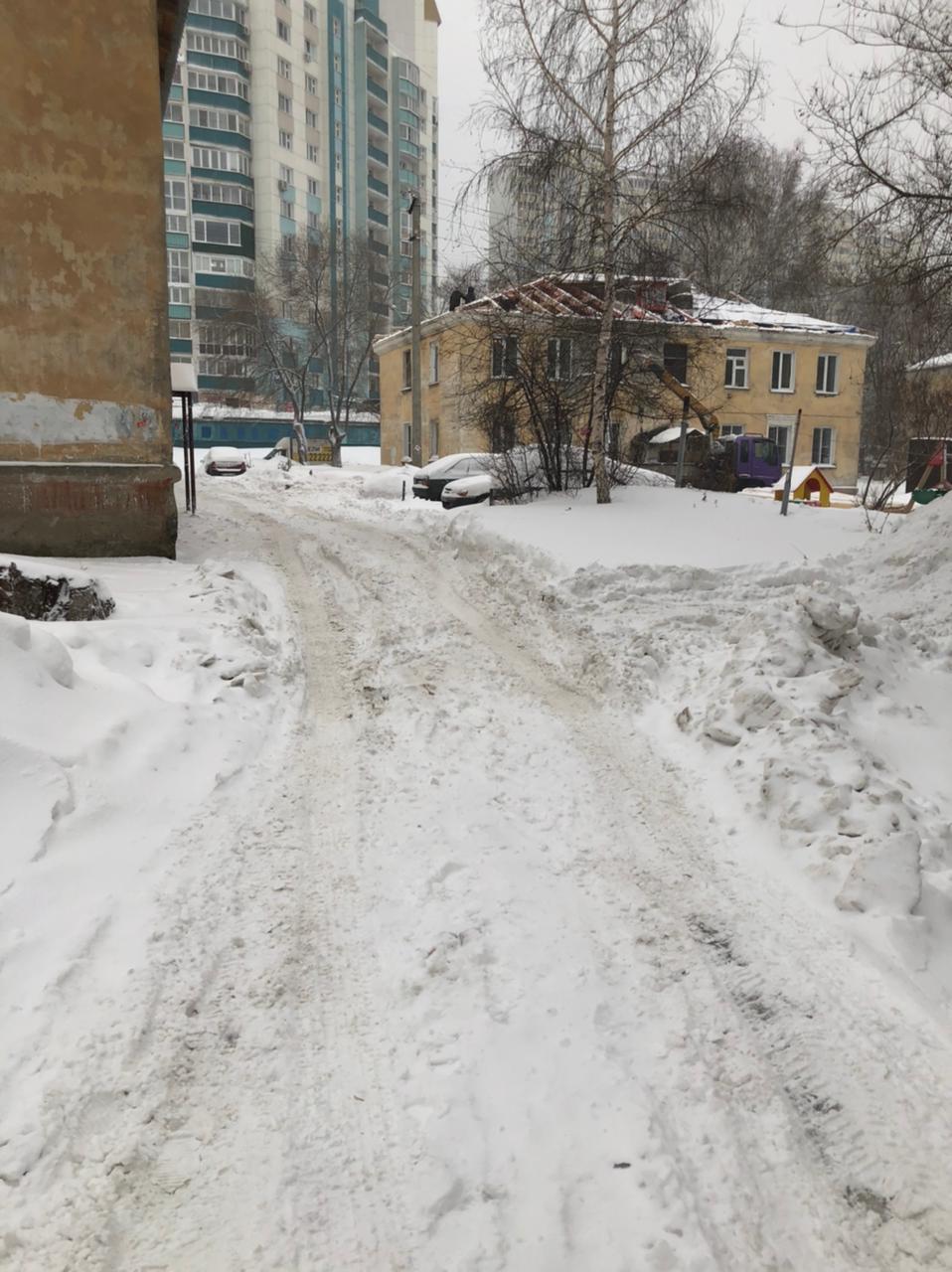 Двор на Планировочной, 35/1 Двор на Планировочной, 35/1