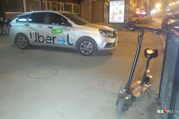 ДТП произошло на выезде из двора ДТП произошло на выезде из двора