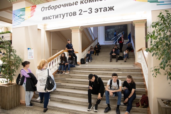 Сейчас самый частый вопрос от абитуриентов — успеваем ли мы подать документы на контракт Сейчас самый частый вопрос от абитуриентов — успеваем ли мы подать документы на контракт