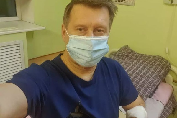 Мэр Новосибирска сообщил, что переносит болезнь легко из-за вакцины Мэр Новосибирска сообщил, что переносит болезнь легко из-за вакцины