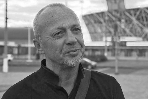 Александра Никитина нашли мертвым возле квартиры Александра Никитина нашли мертвым возле квартиры 