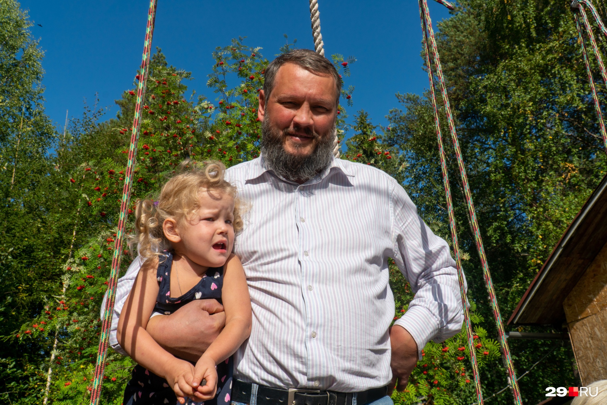 А Сергей считает, что Северодвинску не хватает внимания властей разного уровня, но город свой любит и переезжать не хочет А Сергей считает, что Северодвинску не хватает внимания властей разного уровня, но город свой любит и переезжать не хочет
