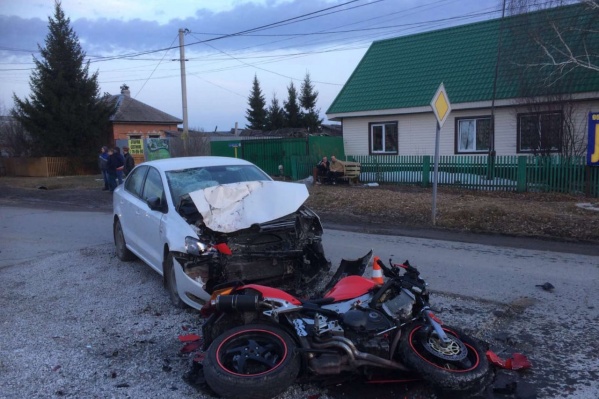 Авария произошла вечером <nobr class="_">10 апреля</nobr> Авария произошла вечером <nobr class="_">10 апреля</nobr>