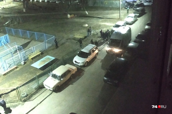 Выстрелы вечером напугали жителей дома на улице Чичерина Выстрелы вечером напугали жителей дома на улице Чичерина