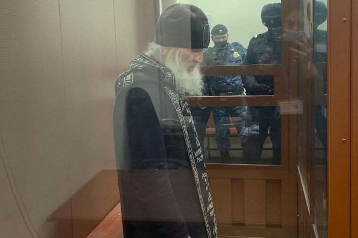 Экс-схимонах Сергий заявил, что ему два раза предлагали закрыть уголовное дело Экс-схимонах Сергий заявил, что ему два раза предлагали закрыть уголовное дело