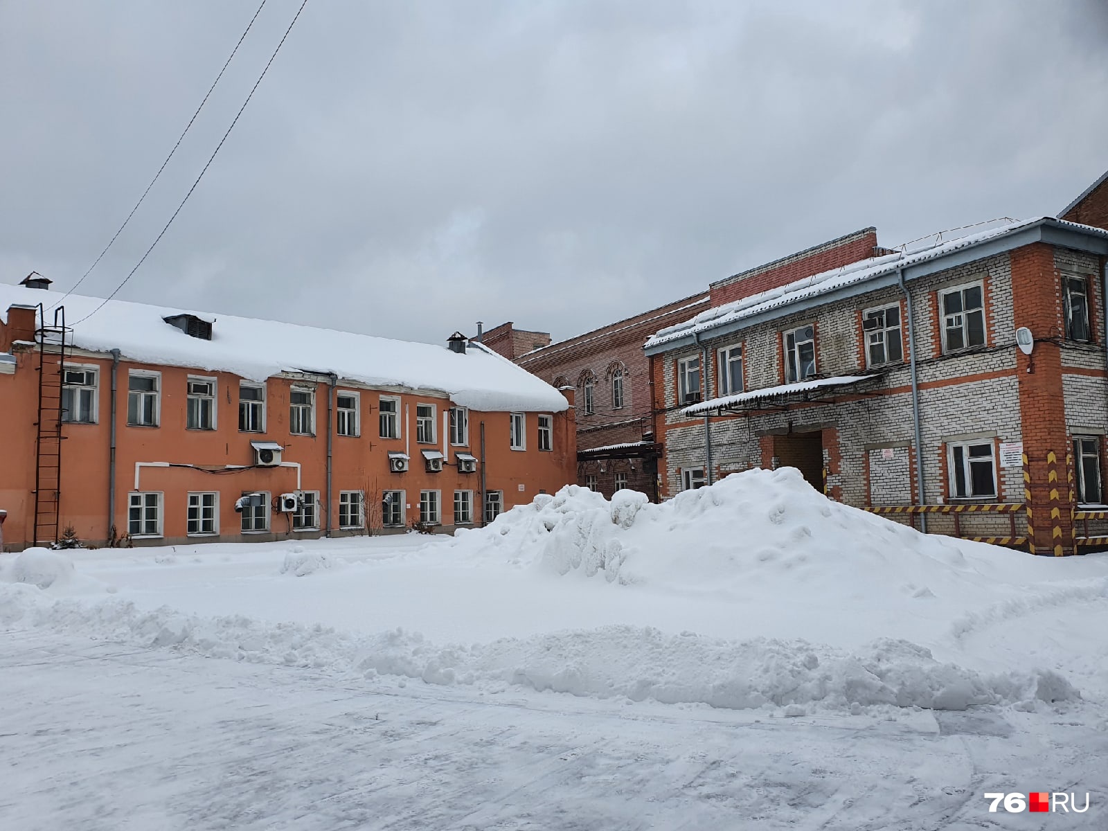 На месте фабрики можно сделать творческий кластер На месте фабрики можно сделать творческий кластер 