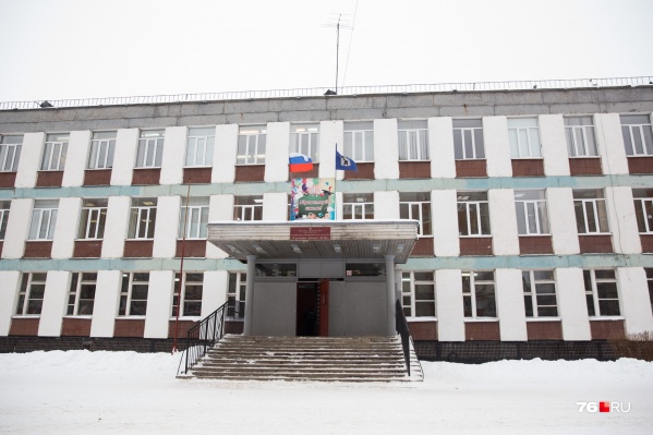 В морозы в школу можно не ходить В морозы в школу можно не ходить