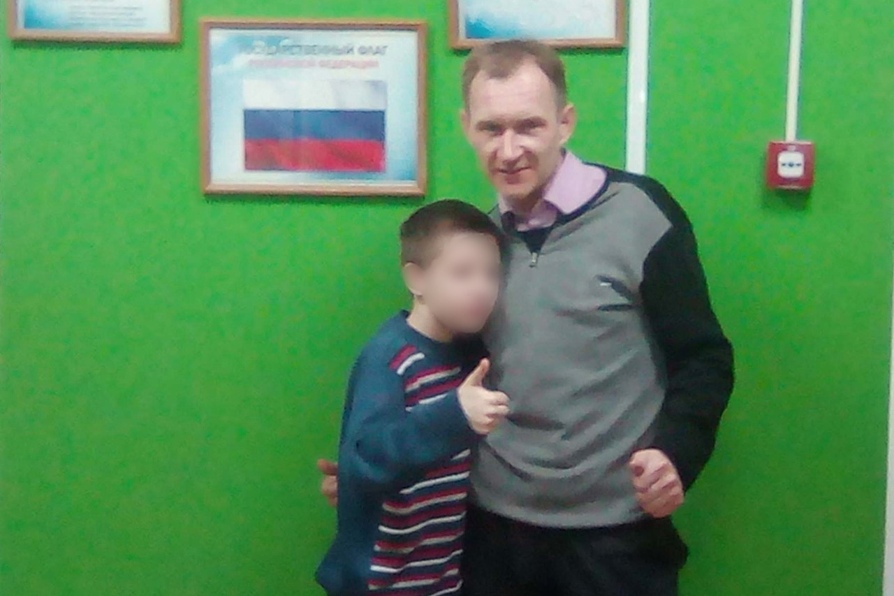 Из родственников Никита может общаться только с дядей Андреем Из родственников Никита может общаться только с дядей Андреем