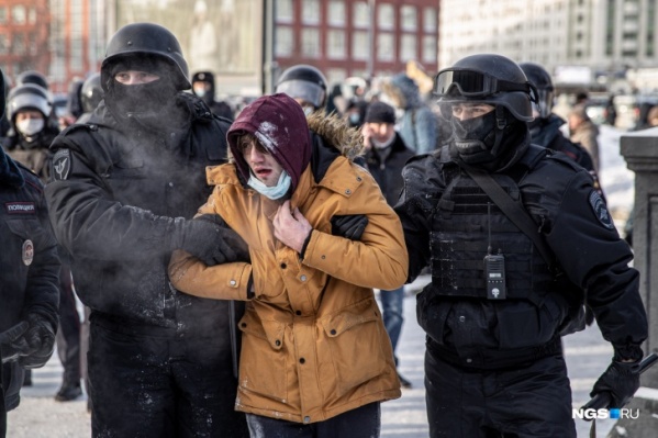 У Александра случился приступ эпилепсии на митинге У Александра случился приступ эпилепсии на митинге 