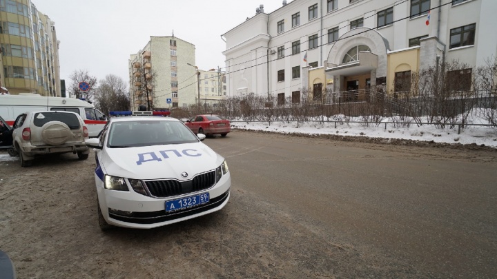 В Перми из-за сообщения о минировании эвакуировали учебные заведения