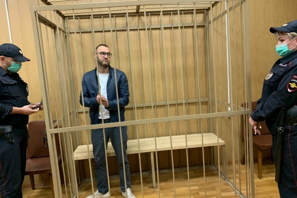 Сухробу Лутфуллоеву может грозить до 10 лет лишения свободы Сухробу Лутфуллоеву может грозить до 10 лет лишения свободы