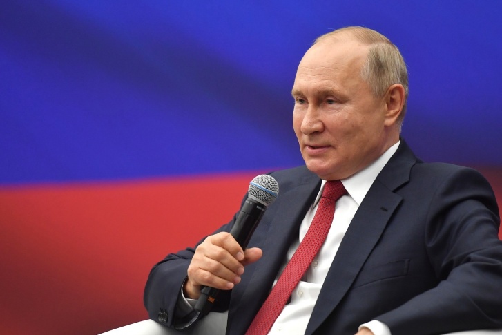 По мнению президента, «кампании навязывания» прививок быть не должно По мнению президента, «кампании навязывания» прививок быть не должно