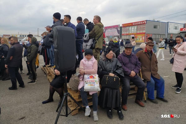 Между тем предприниматели не знают, смогут ли они вернуться к работе Между тем предприниматели не знают, смогут ли они вернуться к работе