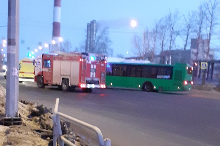 Авария произошла недалеко от автобусного парка Авария произошла недалеко от автобусного парка
